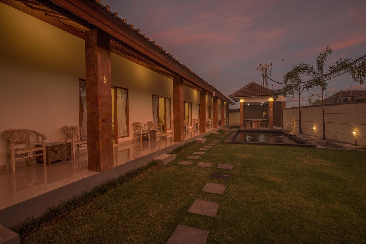 Aghasvina Guest House Canggu Exterior photo