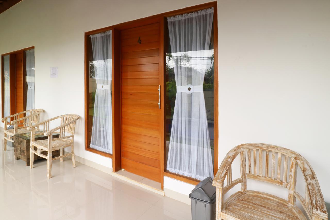 Aghasvina Guest House Canggu Exterior photo