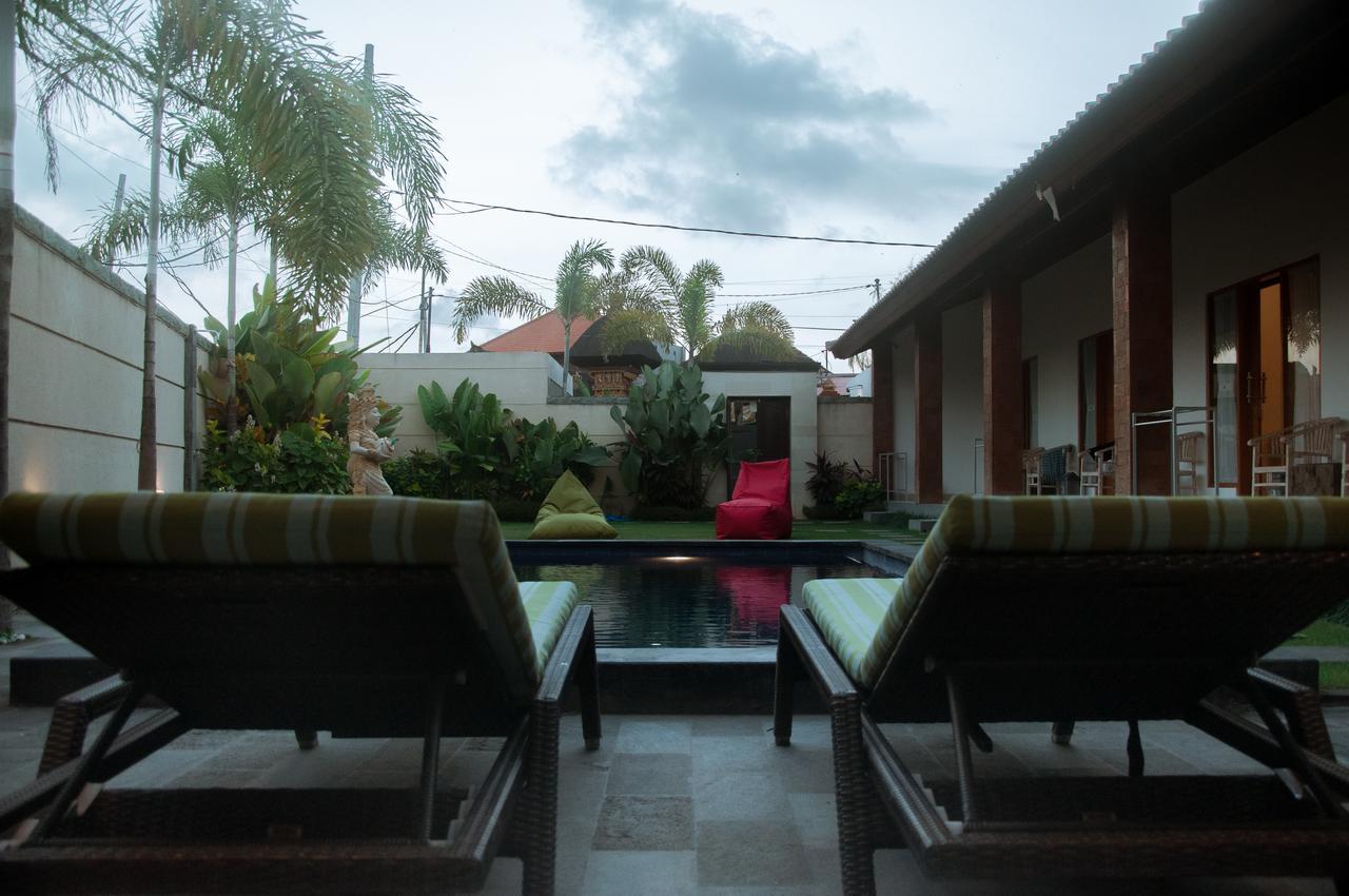 Aghasvina Guest House Canggu Exterior photo